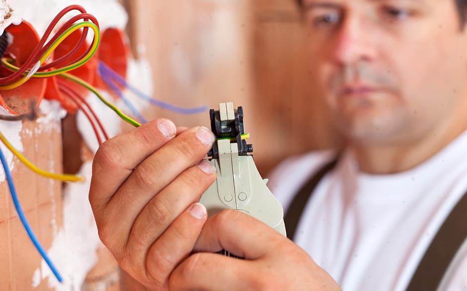 électricien de maintenance Neuilly-Plaisance